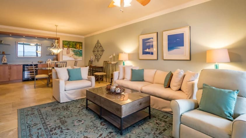Another view of living area.