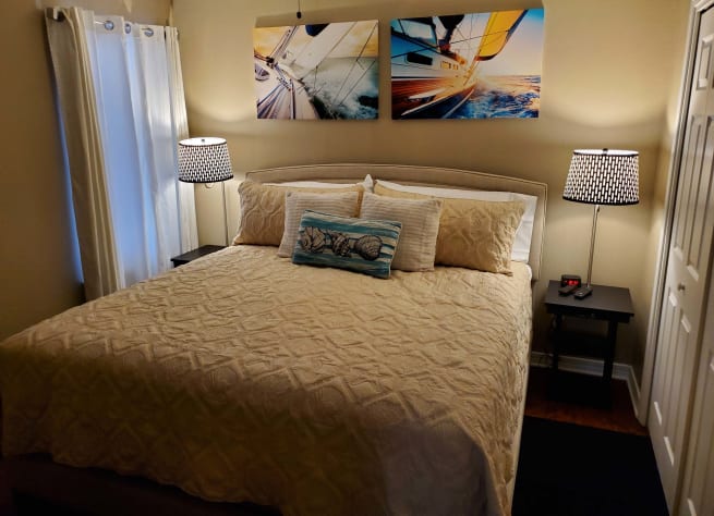 King Bedroom 2
