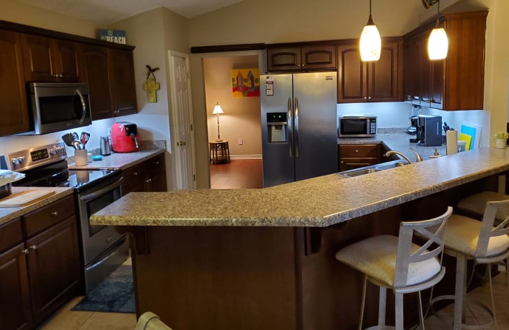 Gourmet kitchen