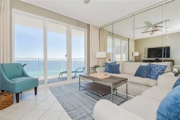 The most spectacular views as you enter the condo