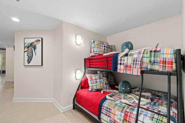 Bunk bed arrangement