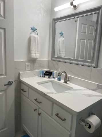 2nd bathroom 