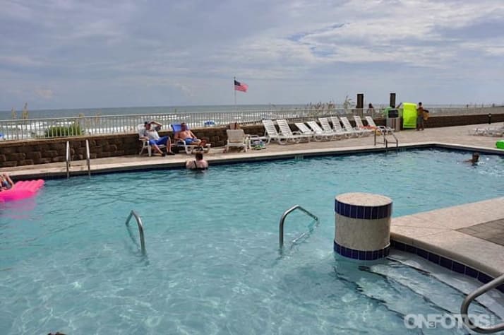 Pool View II