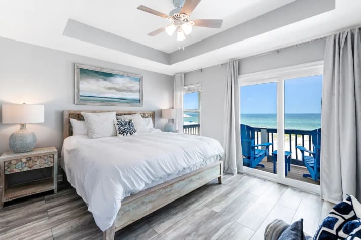 Bed room