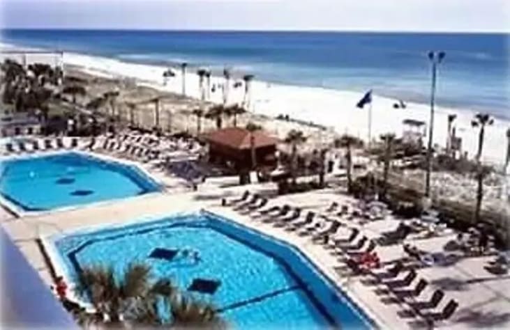 Two Adult pools, Two kiddie pools, Two os Hot Tubs, 1 inside Hot Tub