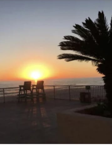 Watch the Beautiful Sunsets 