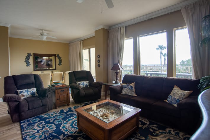 Living room &amp; Dining. Awesome pair of oversized recliners, &amp; traditional 7' sofa