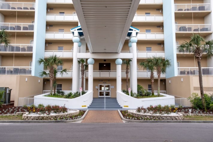Main entrance 