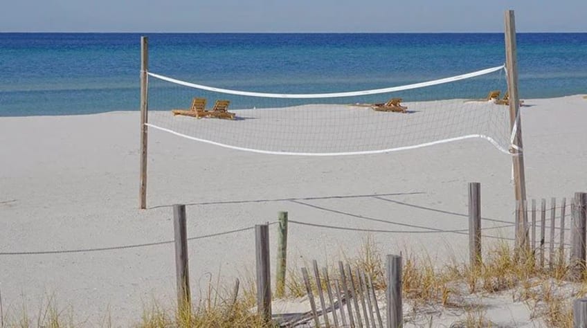 Volleyball anyone?
