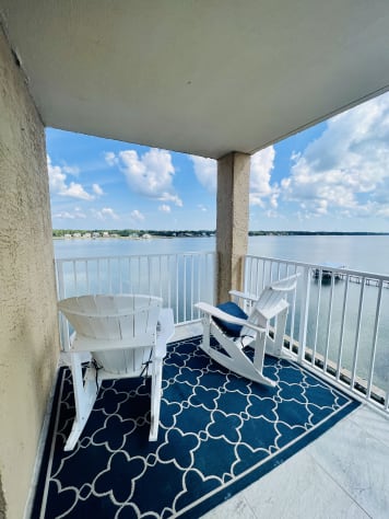 Balcony seating 
