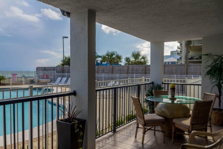 PoolSide Sitting Area