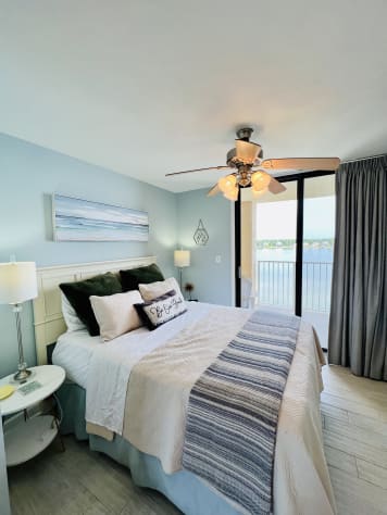 Guest bedroom 