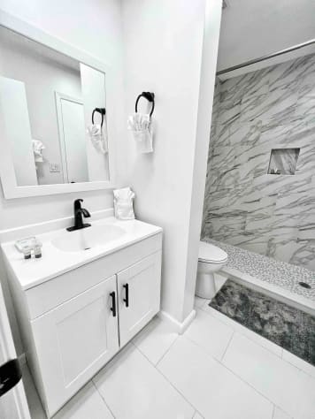 Full bathroom 
