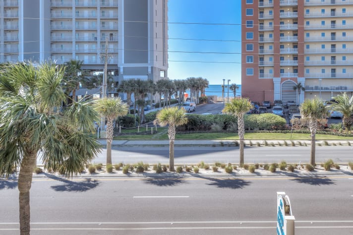 Sanddollar #13 - Gulf view from front patio
