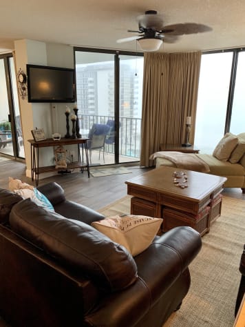 You can see the ocean from just about any angle with these large windows