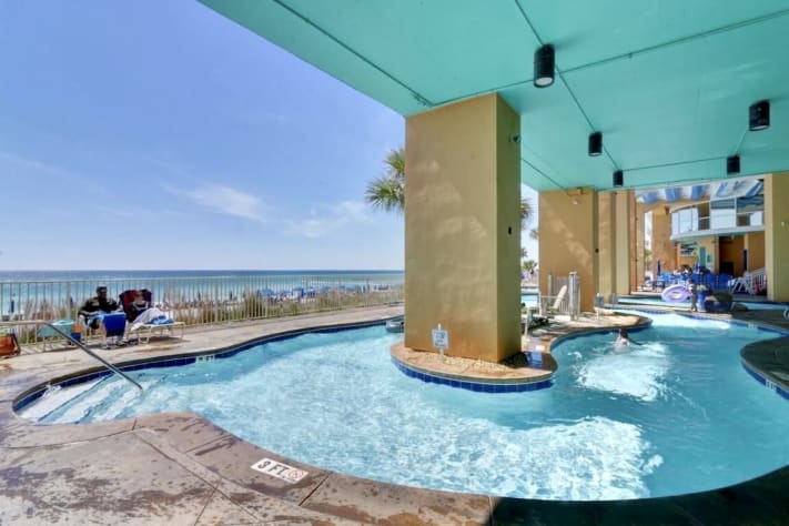 Lazy river