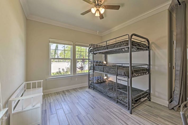 The Sleeping Nook features 3 twin beds
