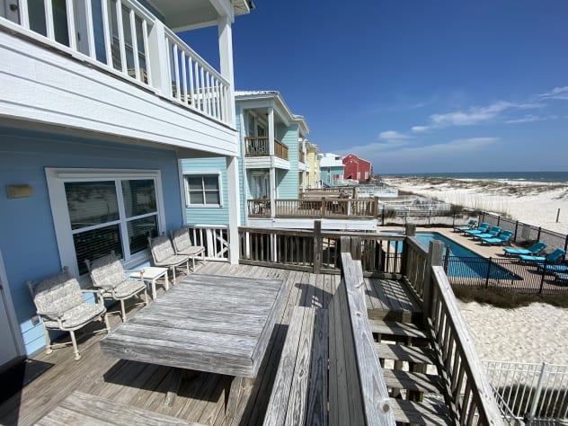 View down along the ocean (rare collection of homes with pools)