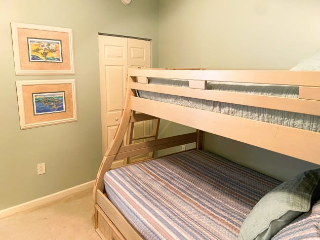 Guest bedroom. Bunk bed with trundle bed underneath!