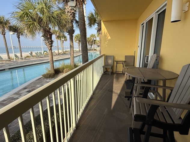High Boy Table &amp; Chairs for best ocean views!
