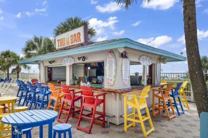 Tiki Bar