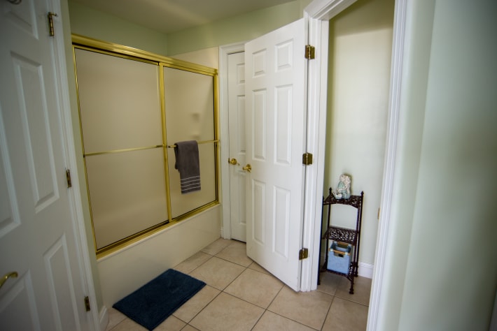 MBR bathroom with secluded "water closet"