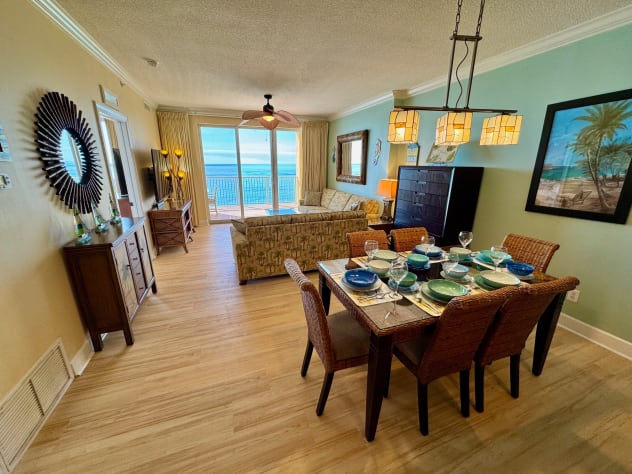 Indoor dining and perfect spot for cards, games or puzzles.