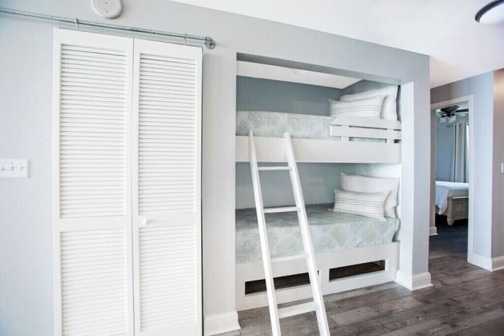 Bunk bed arrangement