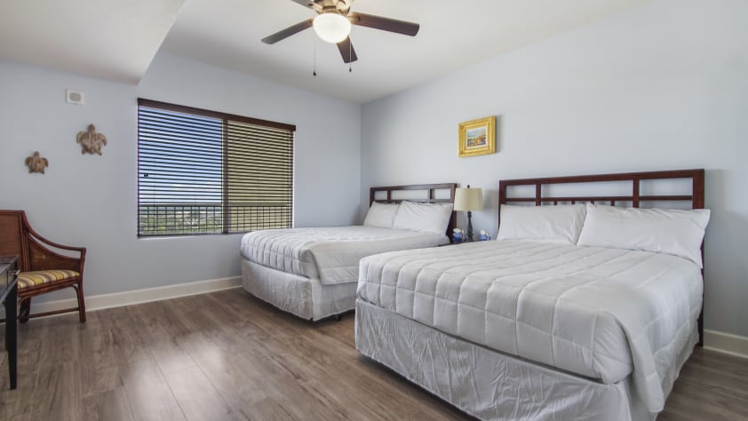 Guest bedroom