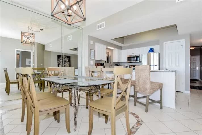 Dining table seats 6
