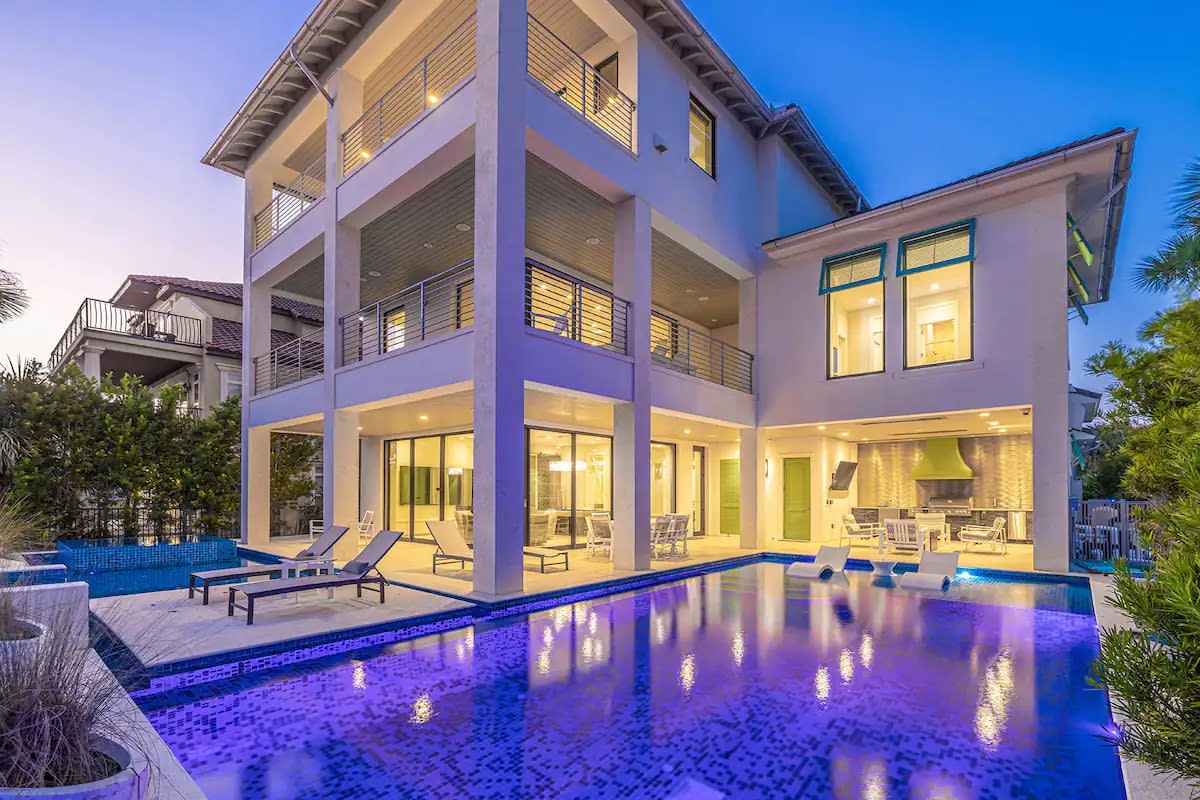 Miami Vice 4662 Destiny Way, in Destin • House rental near Destin,