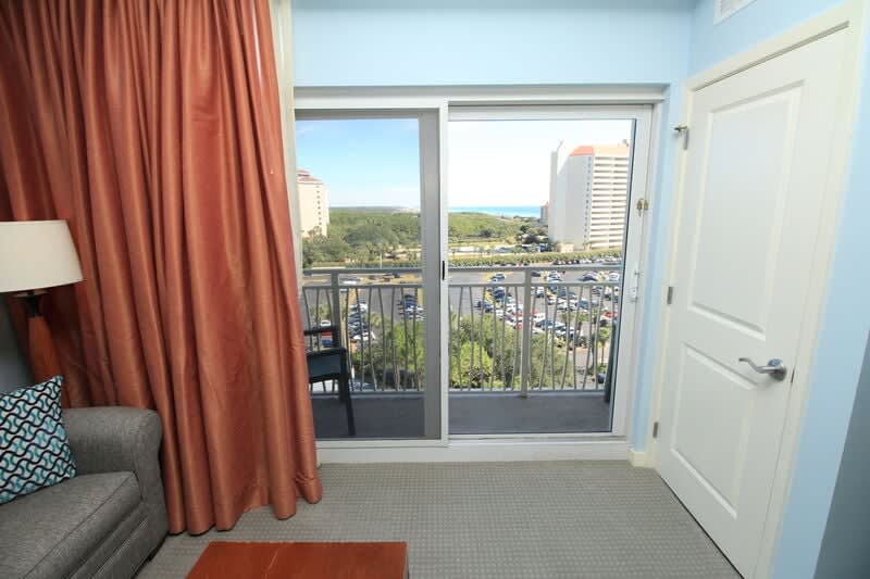 Luau 6725 • Condo rental near Miramar Beach, FL Destin Florida