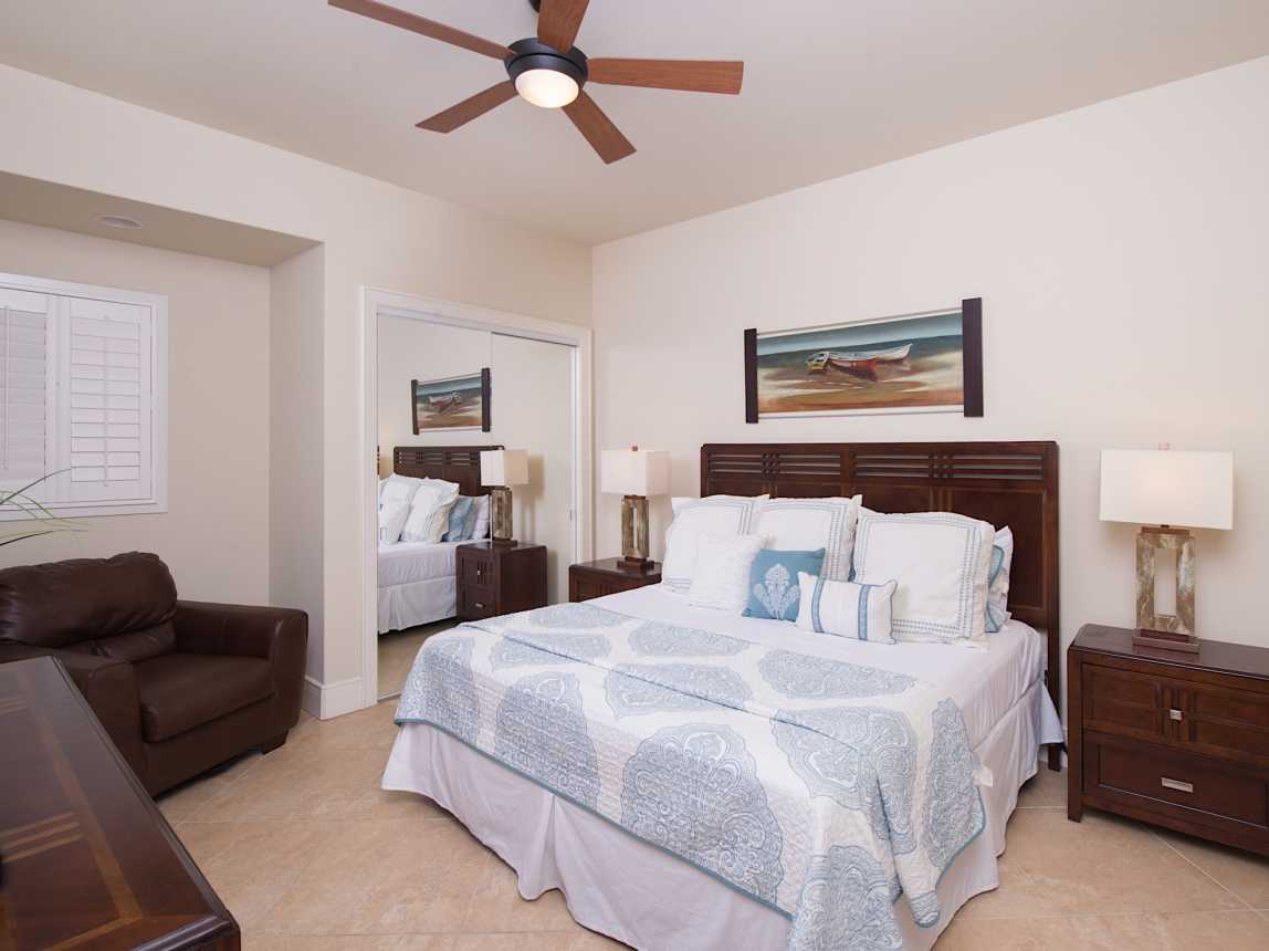 Guest bedroom with King bed