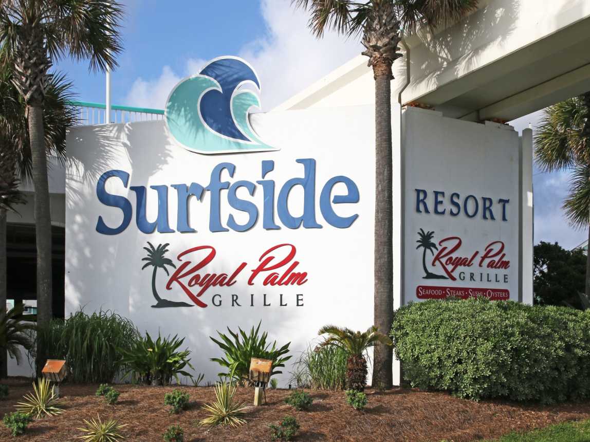 Royal Palm Grille restaurant also serving at Tiki Hut on pool deck &amp; Beach Bar.