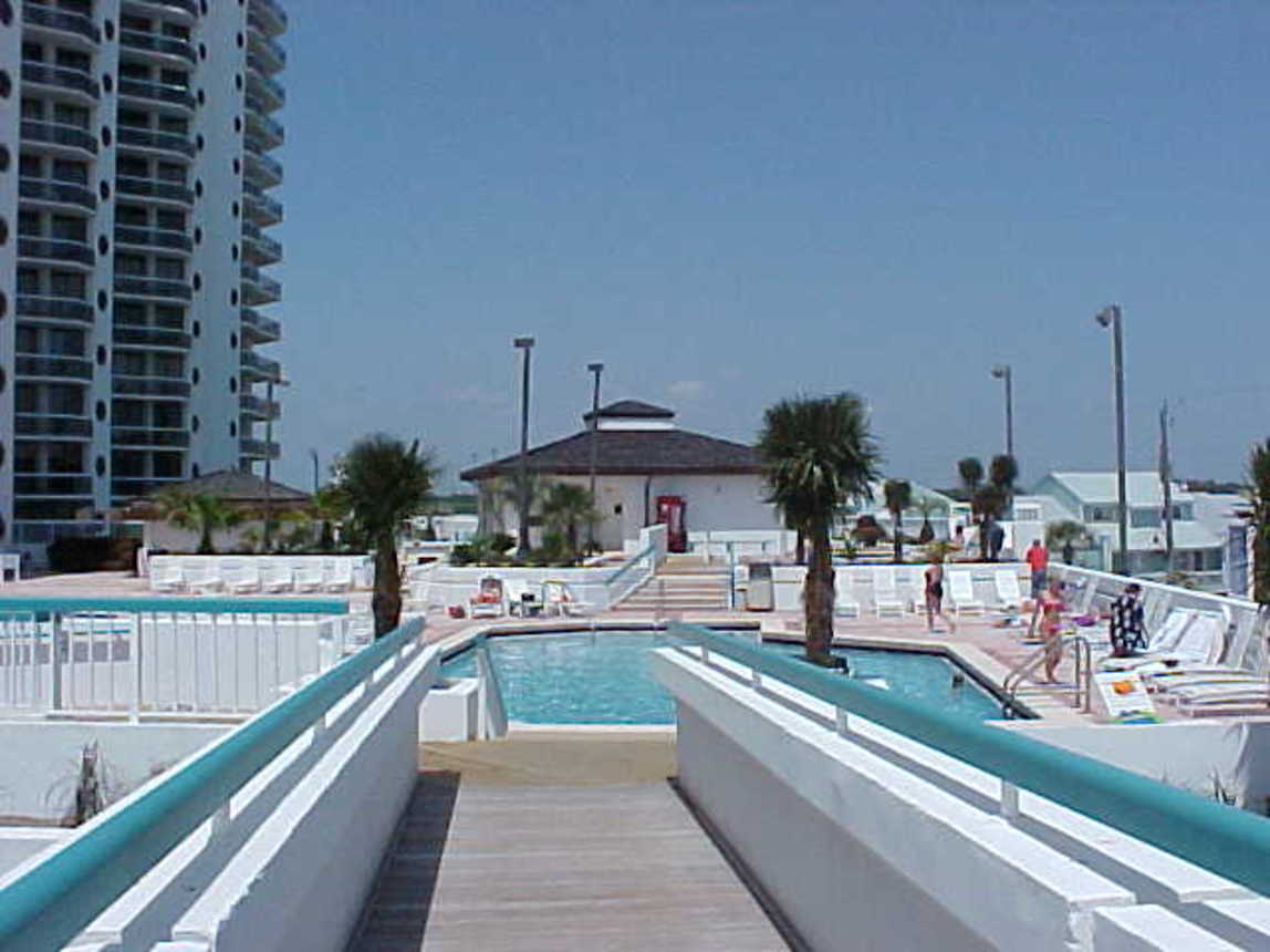 View back to building and pool from skybridge.