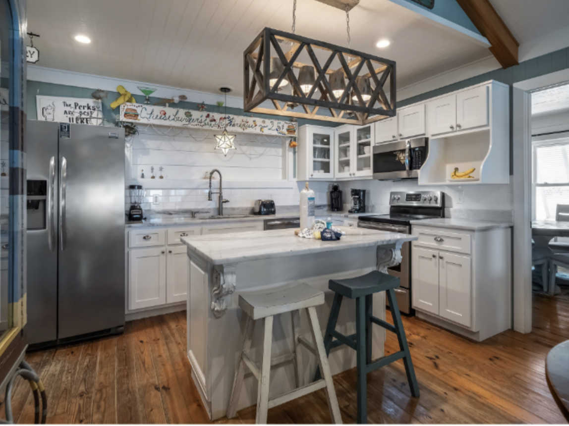 Our beach house fully equipped kitchen