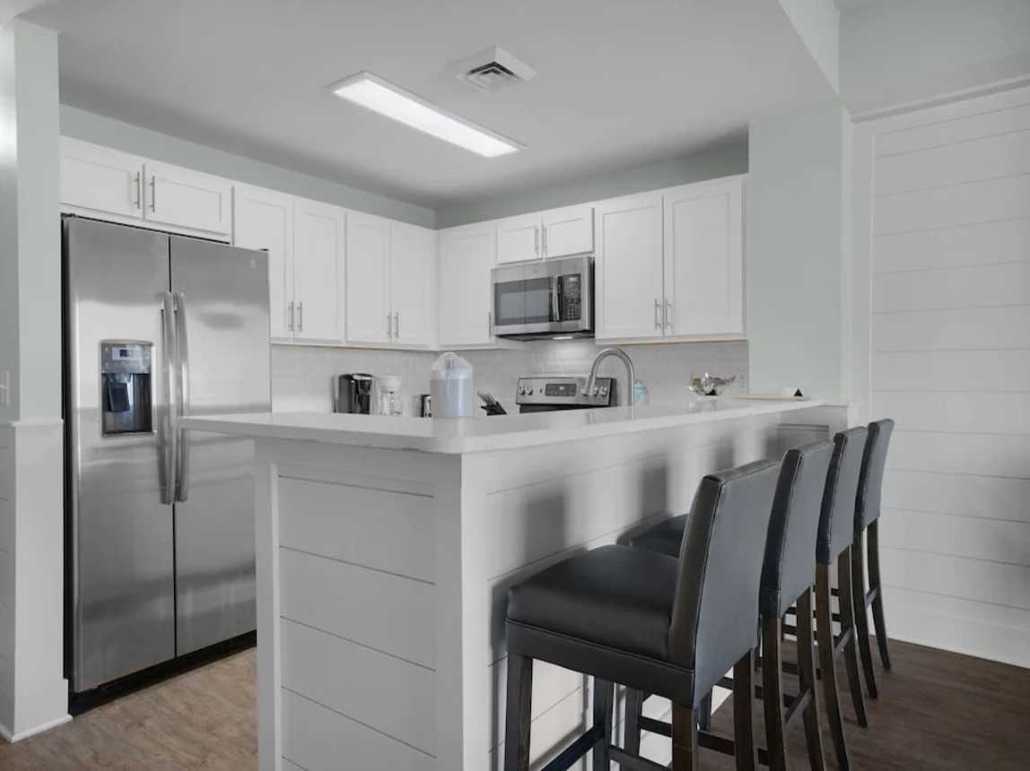Quartz Counters in Kitchen