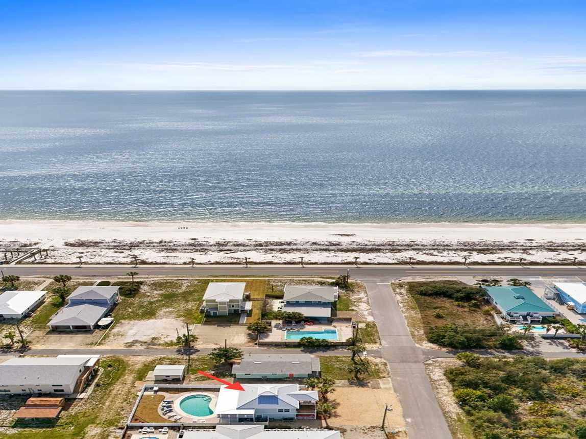 Aerial View House location to Beach