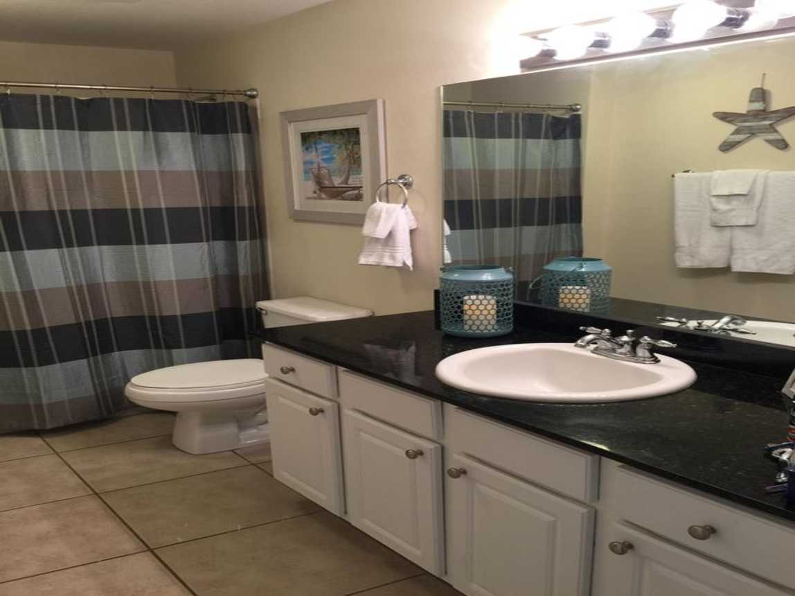 Guest bathroom with access from the queen bedroom!