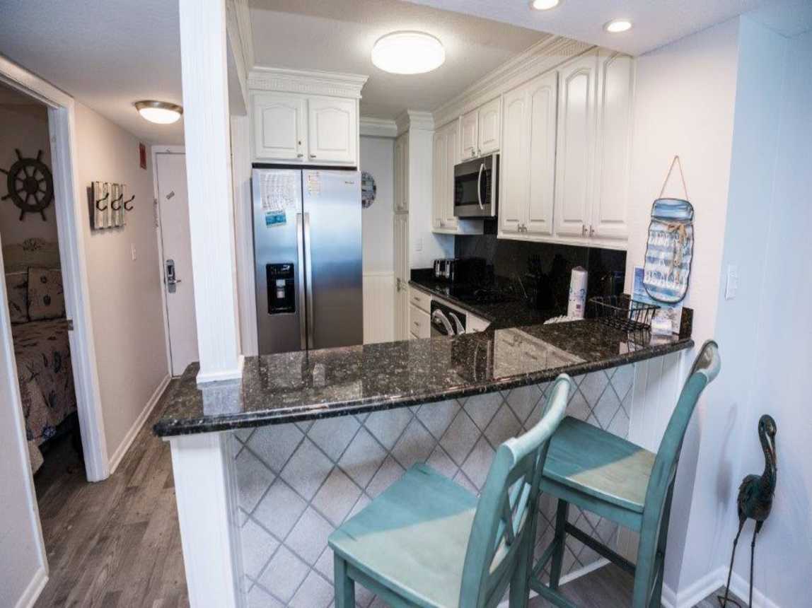 Kitchen with Bar Seating for 2