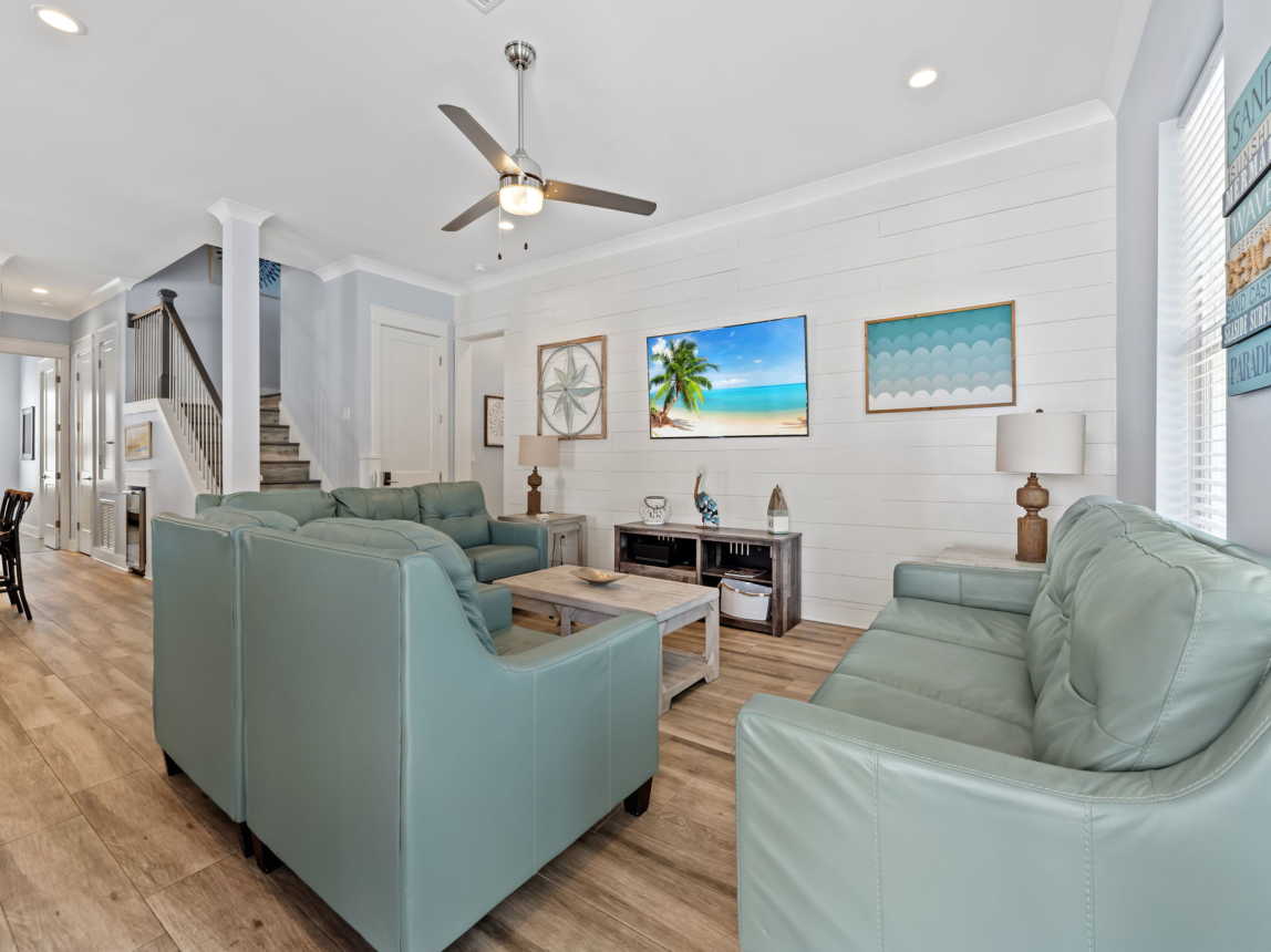 Living Area with Comfortable Seating