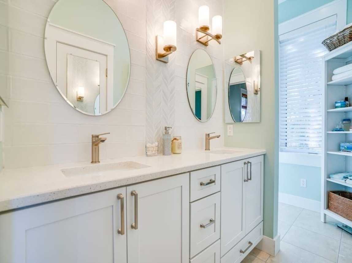 Master bath. Double sink vanities, So much natural light.