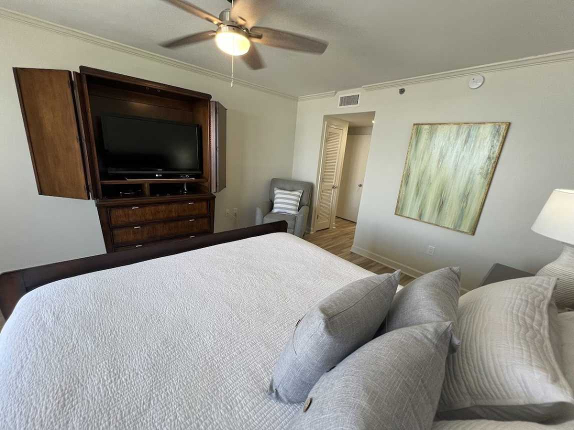 Primary Bedroom with King Bed