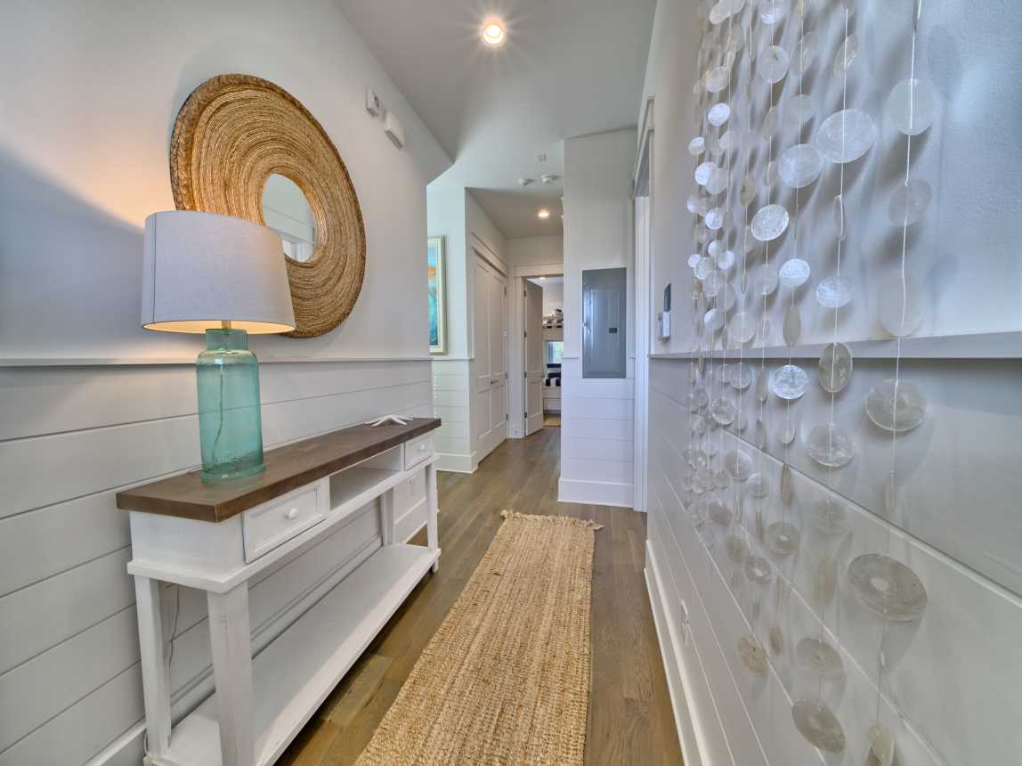 SECOND FLOOR HALLWAY TO BEDROOMS