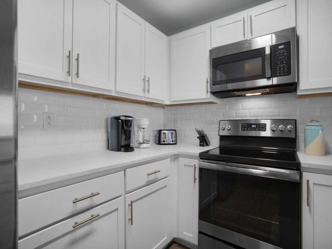 Keurig and Regular Coffie Makers