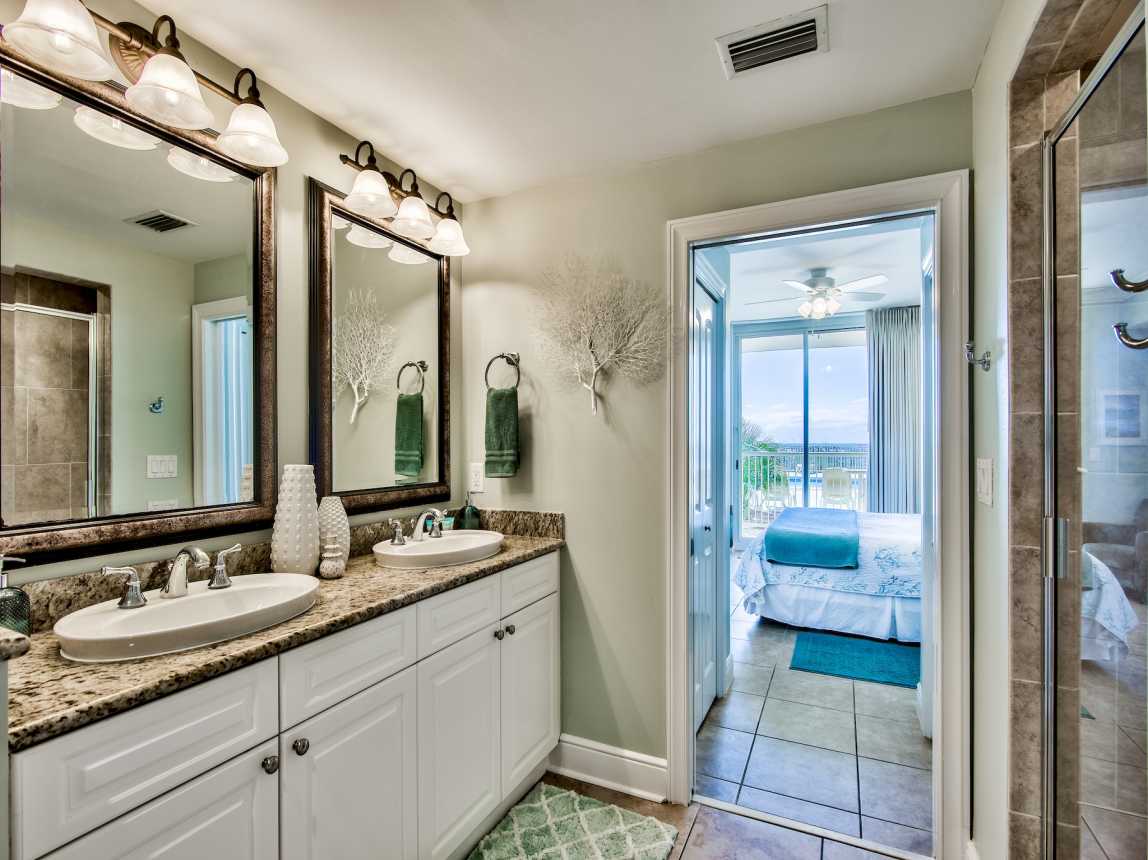 Walk in tiled shower and separate water closet