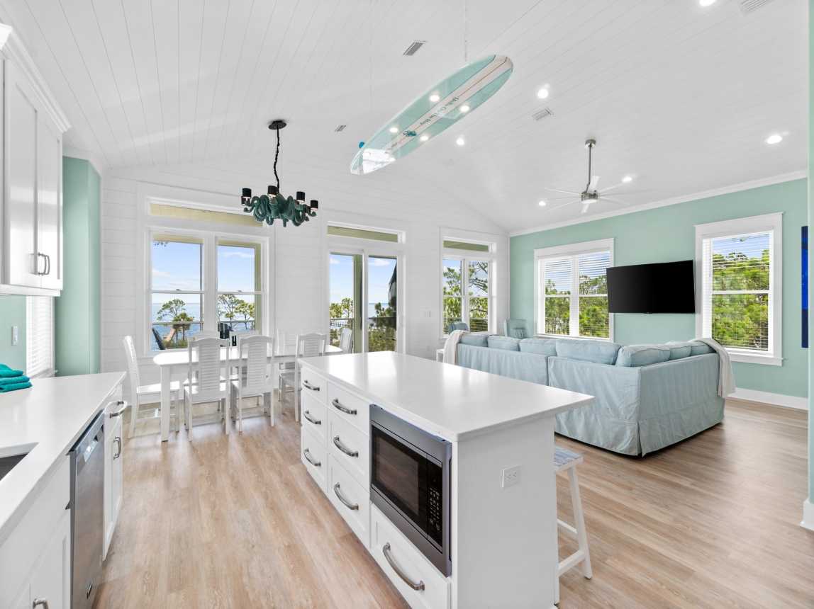 Large open space for the family to enjoy on the top floor!