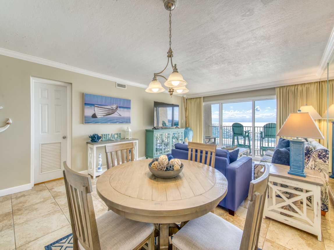 Enjoy meals with stunning Gulf views right from your table.