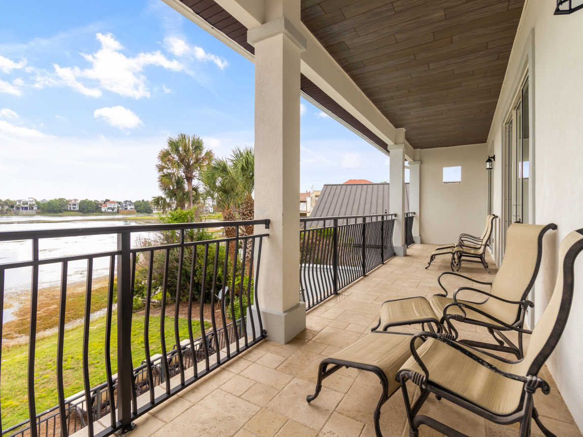 Large Balcony Second Floor Lake View