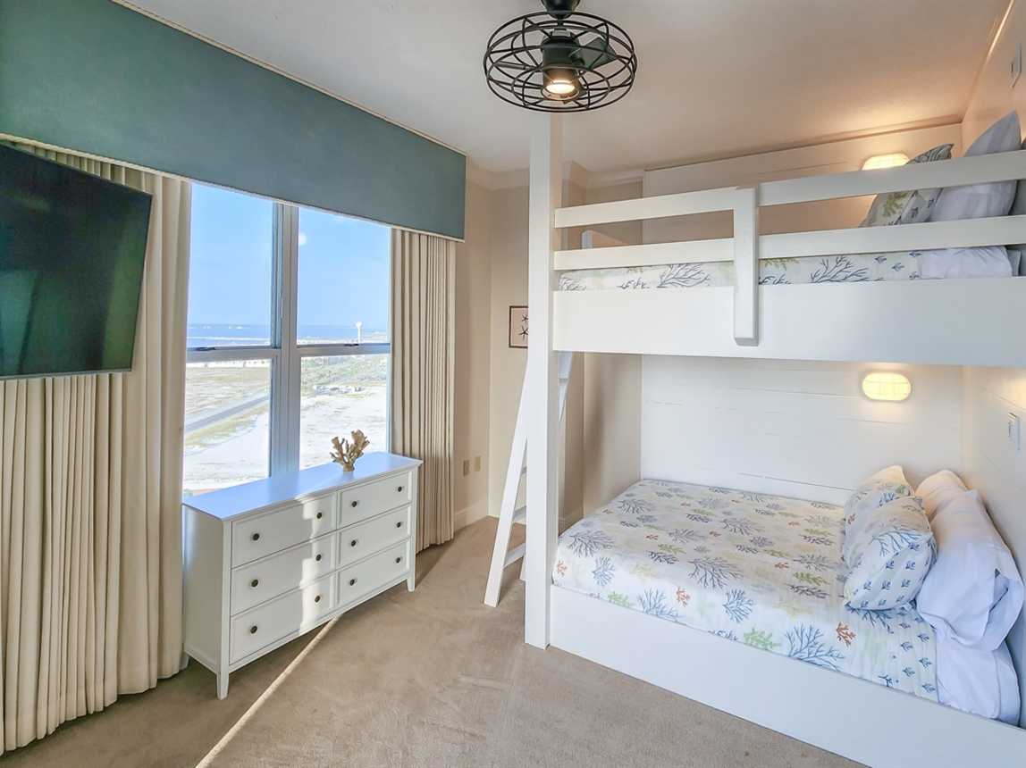 Bedroom #2 Queen Bunkbed